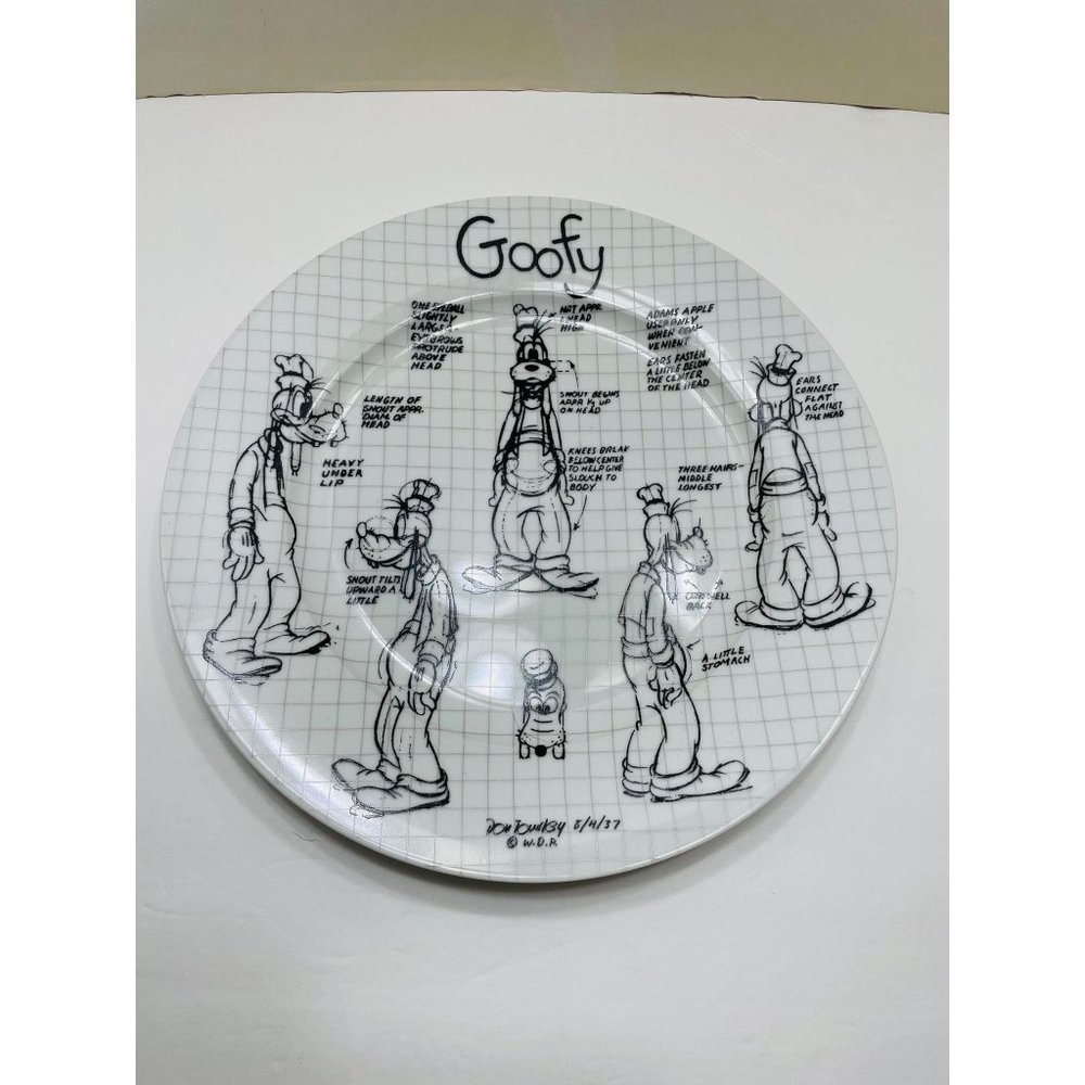 Disney Sketchbook Large Goofy Entree  Dinner Serving  Plate